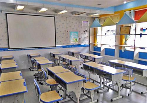 响叮当少儿托管中心